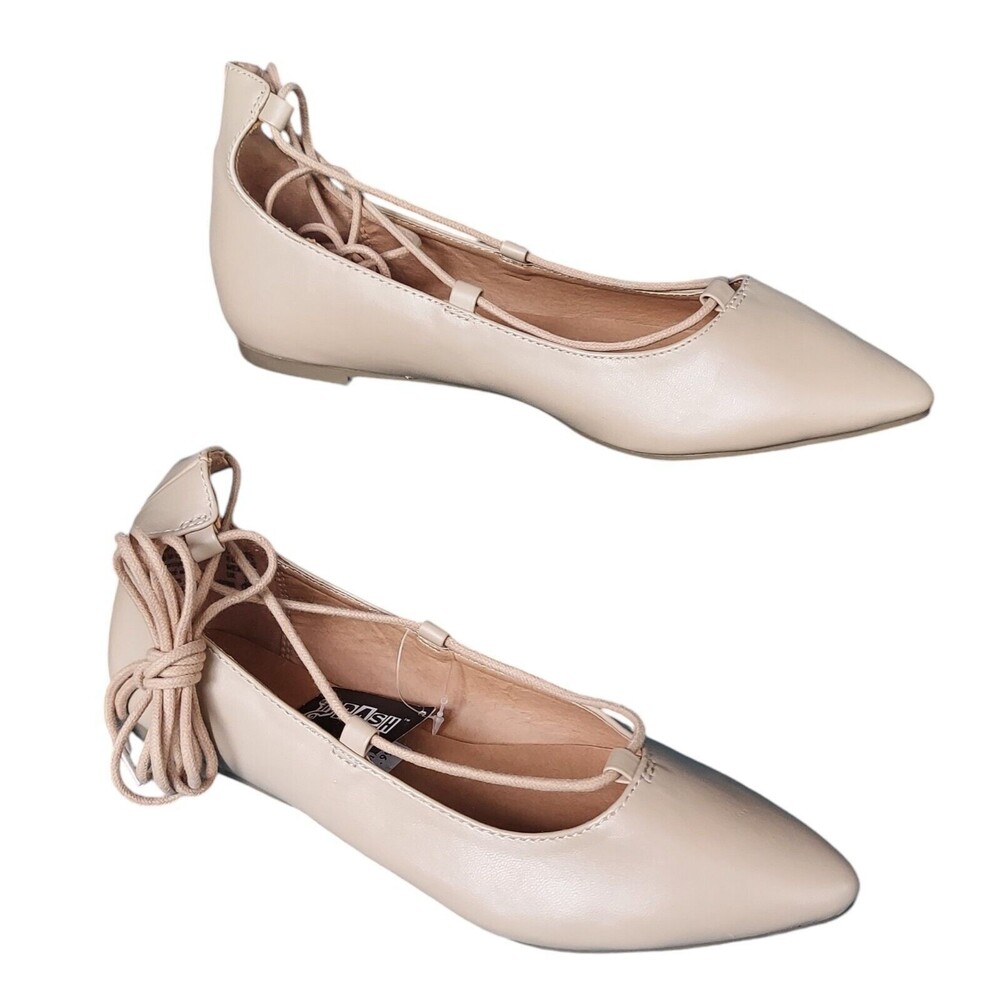 Brash Pointed Toe Beige Flats Woman's Size 8.5